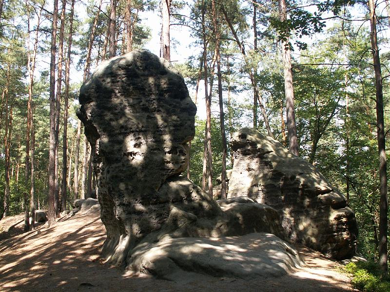 pict1911.jpg - Cinibulkova stezka - Obří hlava a Žába