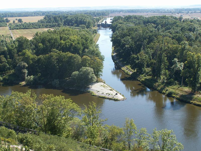 pict2075.jpg - Mělník - soutok Labe a kanálu